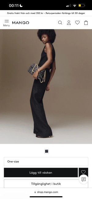 Väska  - Säljer denna fina väskan från mango, aldrig använt eftersom kommer aldrig till användning!