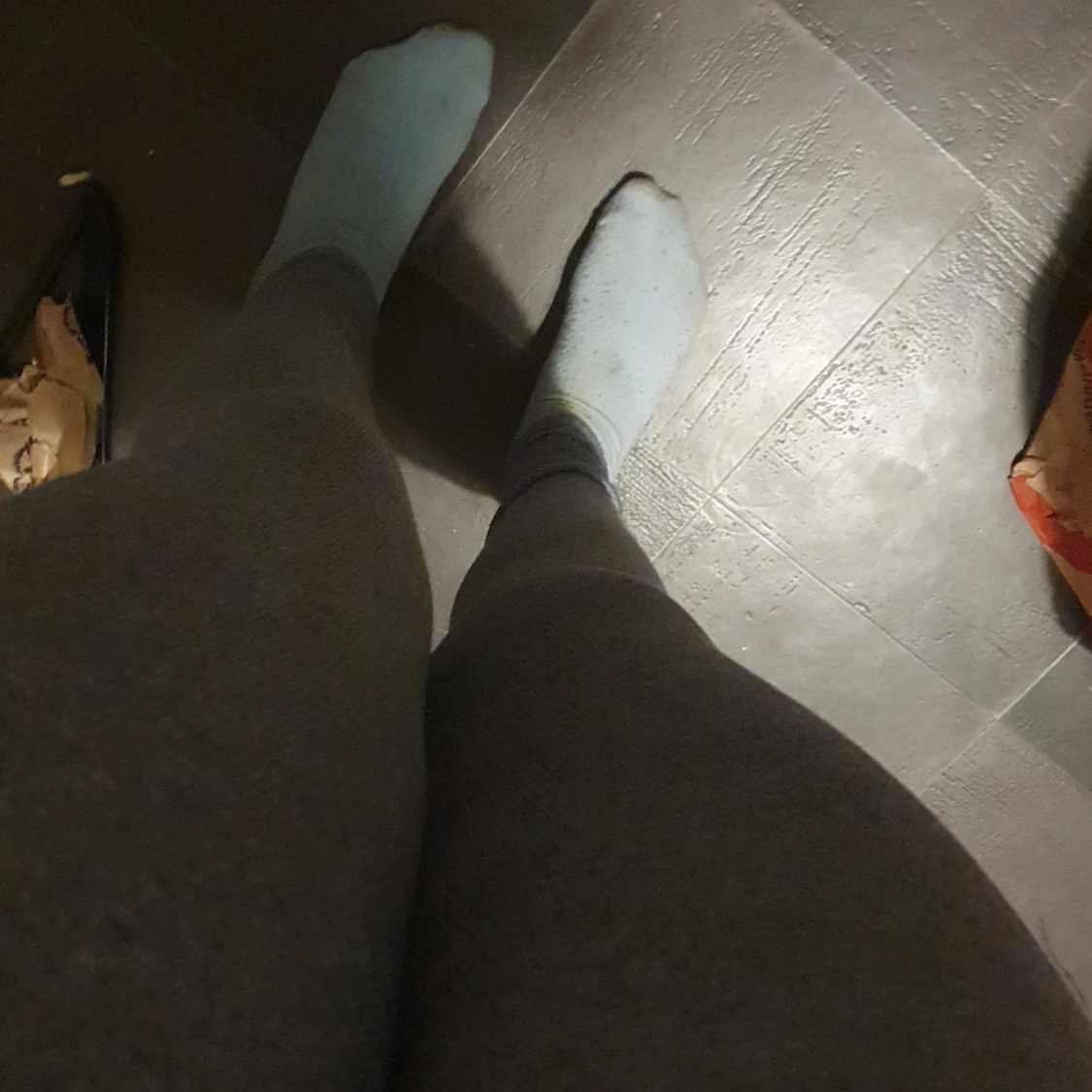 Gråa träningsbyxor  - 90