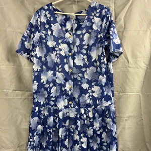 Klänning  - Oanvänd 