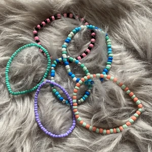 Armband  - Alla armband blir 15 tsm