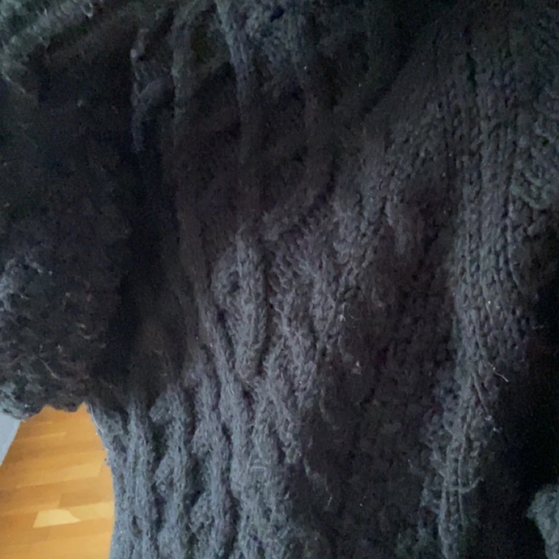 Svart tjock tröja💗