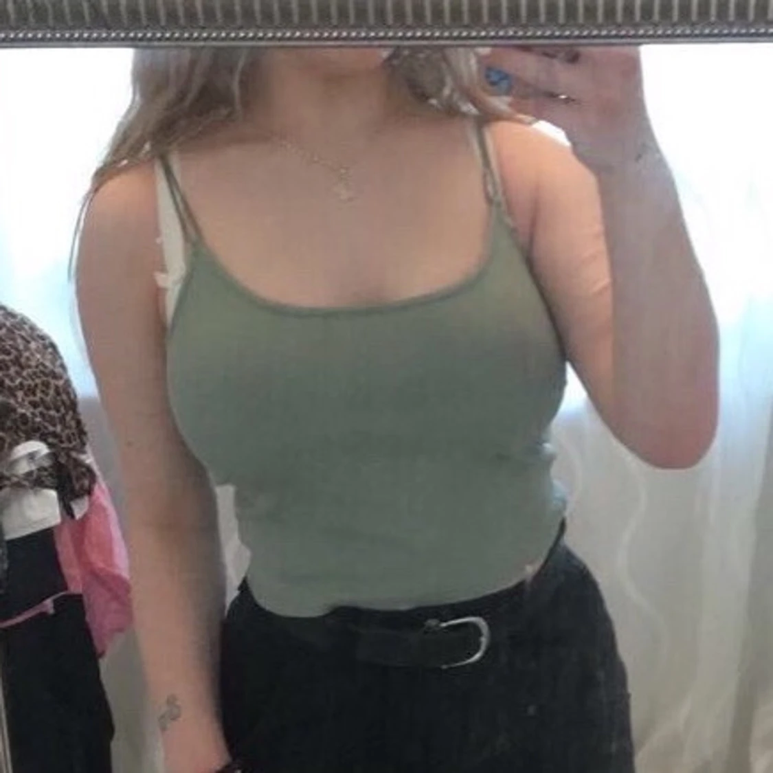 Grågrön söt topp - 90