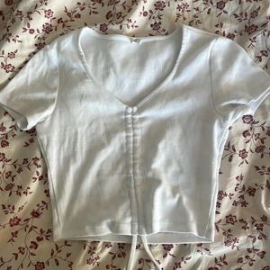 Fin t-shirt/topp - Kontakta för mer info och bilder❤️❤️❤️