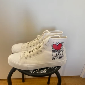 Keith Haring Skor - Använda nån gång inget som syns förutom undersidan. 