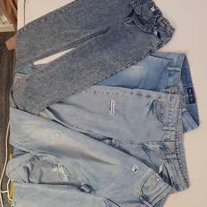 Olika storlek och företag! - Dem byxorna jag visade är från older 10-13 per styck en kostar 100kr