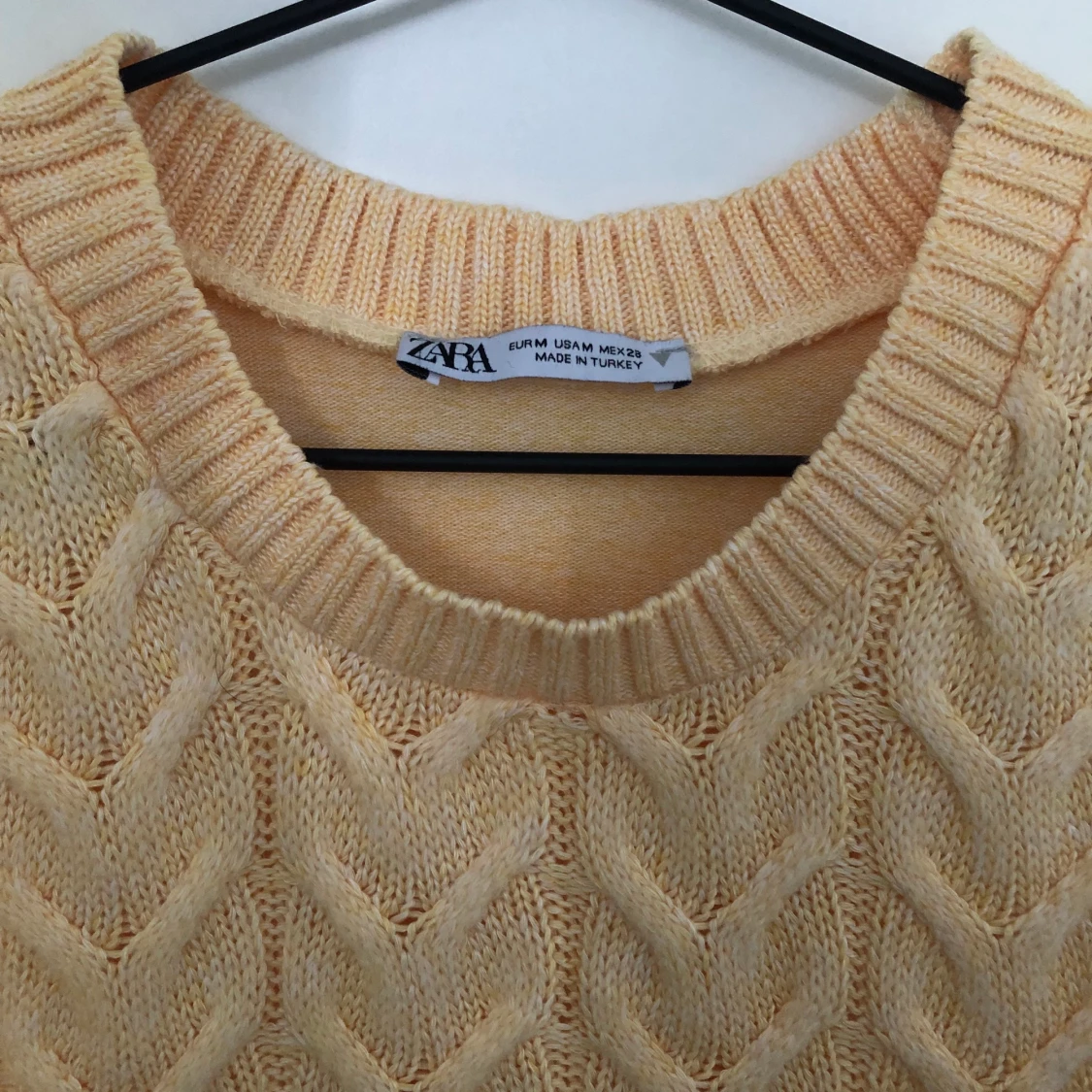 Zara yellow knit vest - 91
