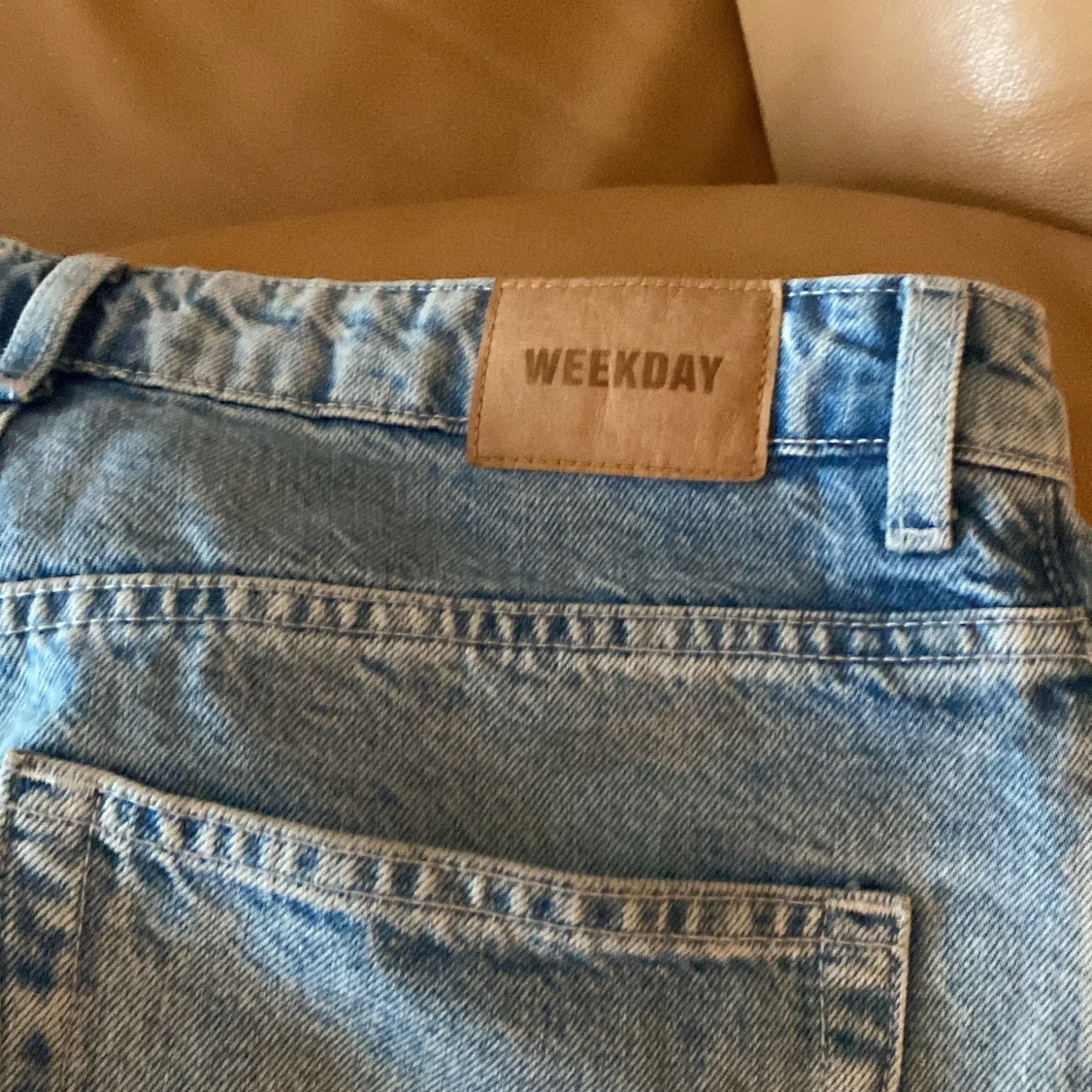 Blå weekdayjeans - 91