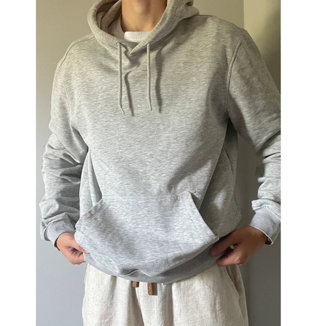 Grå Hoodie relaxed fit storlek M