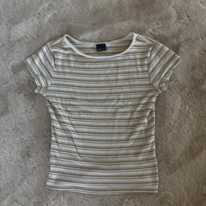 Tröja från Gina  - Inte min stil längre 