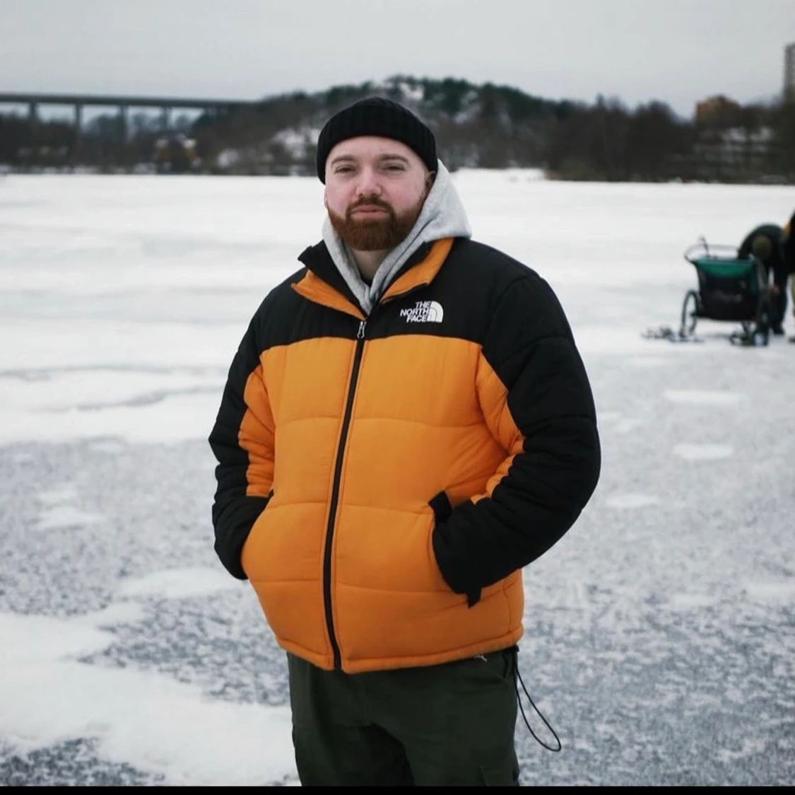 Northface puffer jacket  - 90