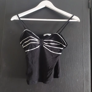 Super fin topp - Säljer denna toppen då den inte används längre.