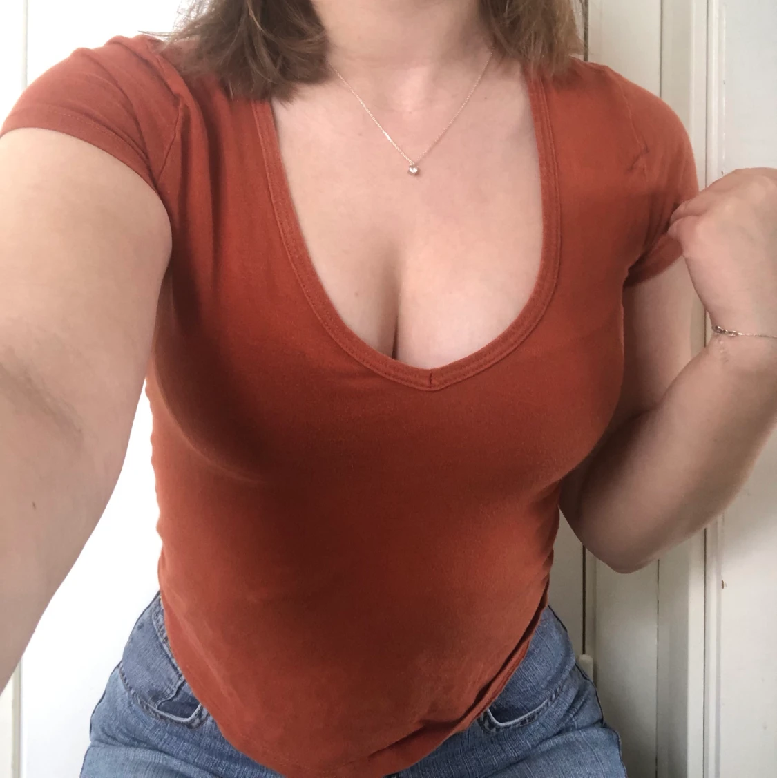 Fin röd/orange tröja 