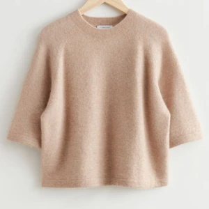 Zara tröja - Liknande topp från zara fast blå❤️första bilden lånad, aldrig använd❤️❤️