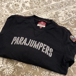 Parajumper tröja storlek S - Tröja från märket Parajumper, storlek S