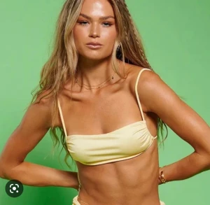 Bikinitopp Hanna Schönberg x NAKD - Jättefin bikinitopp från Hanna Schönbergs kollektion med NAKD🌸