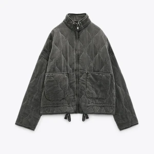 Zara jacka - Intressekoll på min såå fina jacka, perfekt till våren och den är i perfekt skick