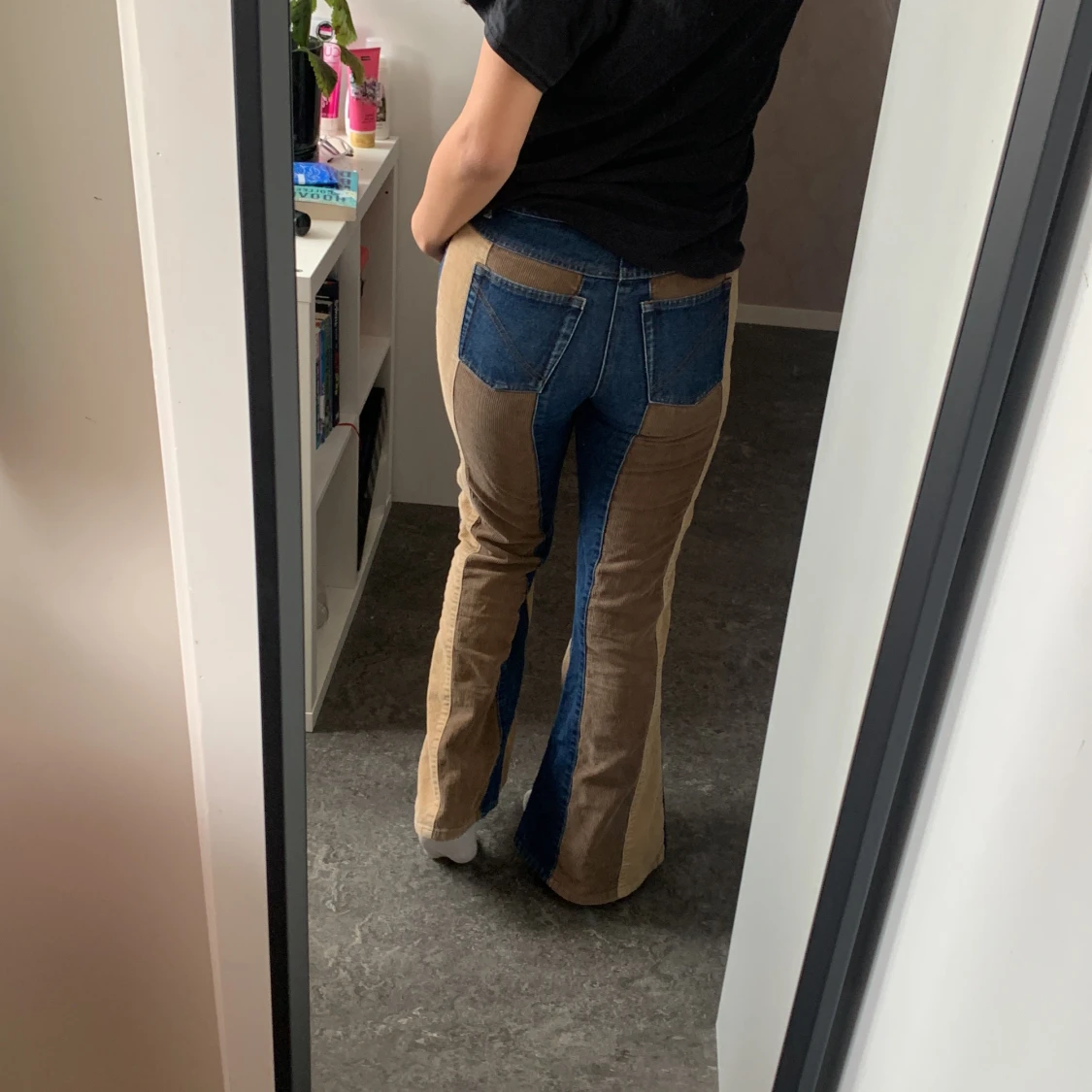 Utsvängda lågmidjade jeans - 91