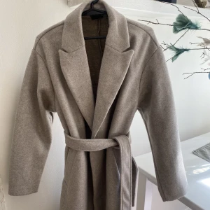 Kappa - Kappa ifrån Veromoda. Passar perfekt till våren. Helt oanvänd🧚🏻