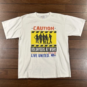 Vintage Nascar T-shirt  - Snygg vintage Nascar T-shirt i storlek M! Bara att skriva om du undrar över något🙏