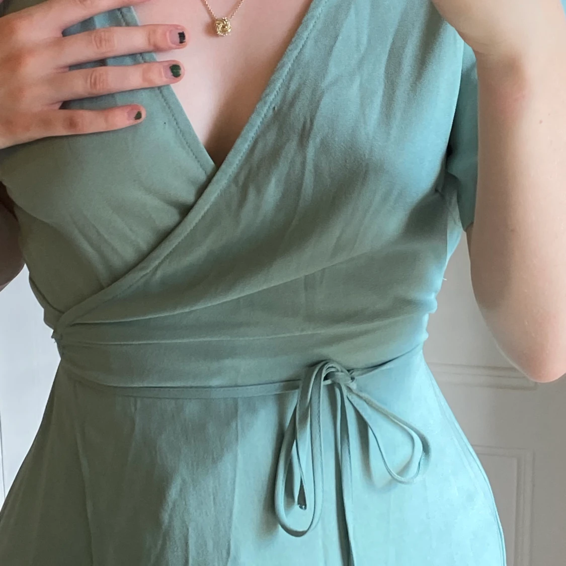 ljusgrön klänning - 91