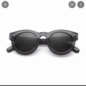 Chimi 003 ginger - Solglasögon från chimi i modellen 003 i färgen ginger (gråa). Väldigt gott skick