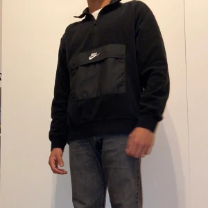 Nike Tröja  - Storlek: M