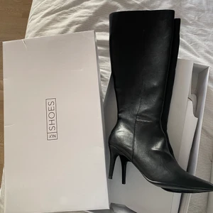 Stövlar från Nelly!  - Supersnygga stövlar från Nelly! Helt oanvända! Säljes pga fel storlek ❤️