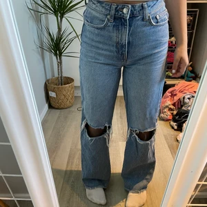 Jeans  - Säljer dessa fina jeansen från lager 157,jag har tröttnat på dem,de sitter verkligen så bra 