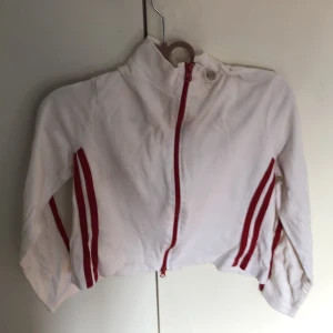 Fin tröja - Är xl men passar mig som har s/m