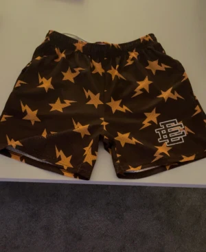 Eric Emanuel - Eric emanuels cond 10/10, skriv  dm för fler bilder 