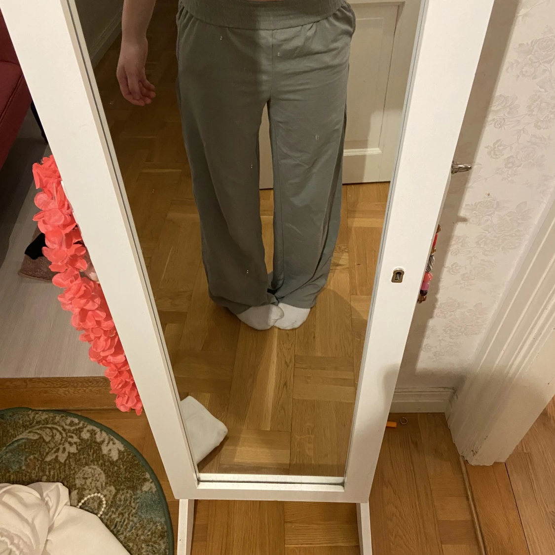 Mörkgröna byxor - 90