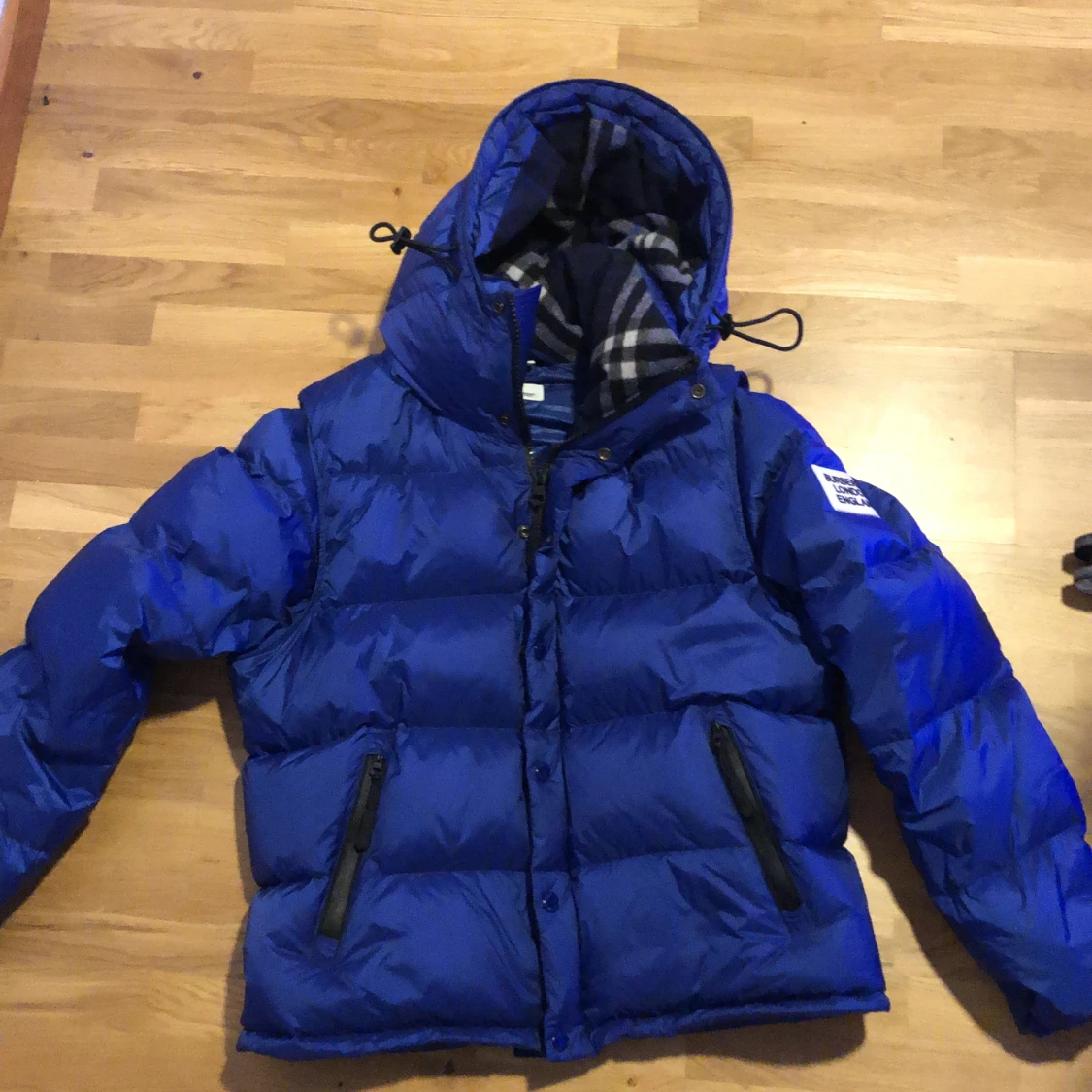 Burberry Detchable Sleeve Puffer Jacket