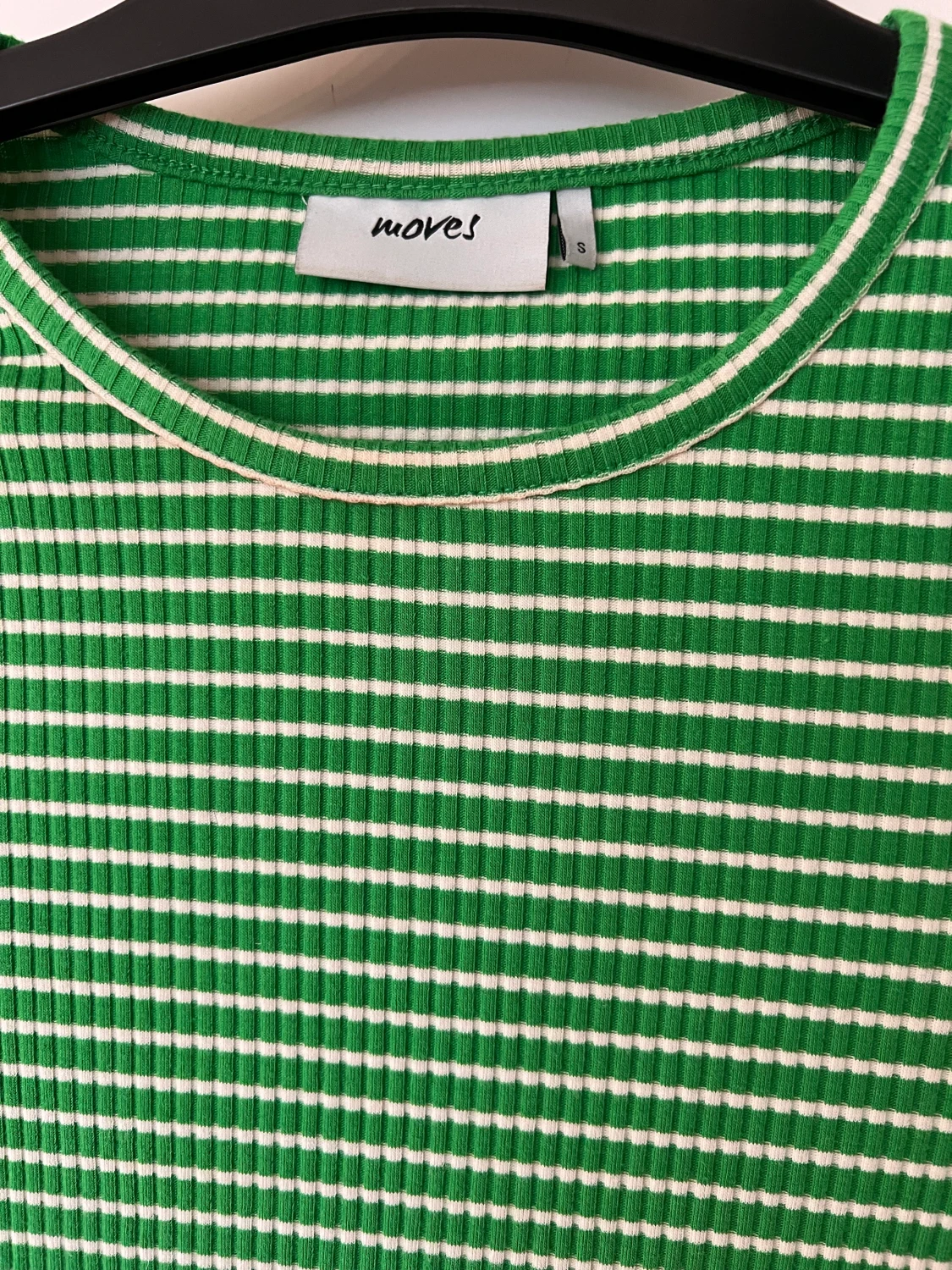 Tunnstickat långärmad topp  - 90