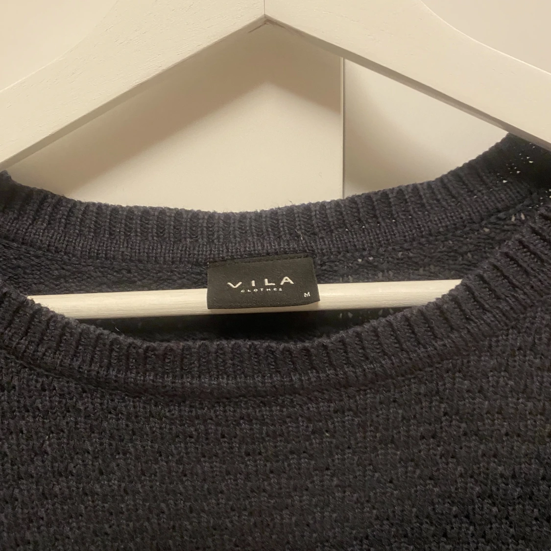 Bubbligt stickad långärmadtröja - 90