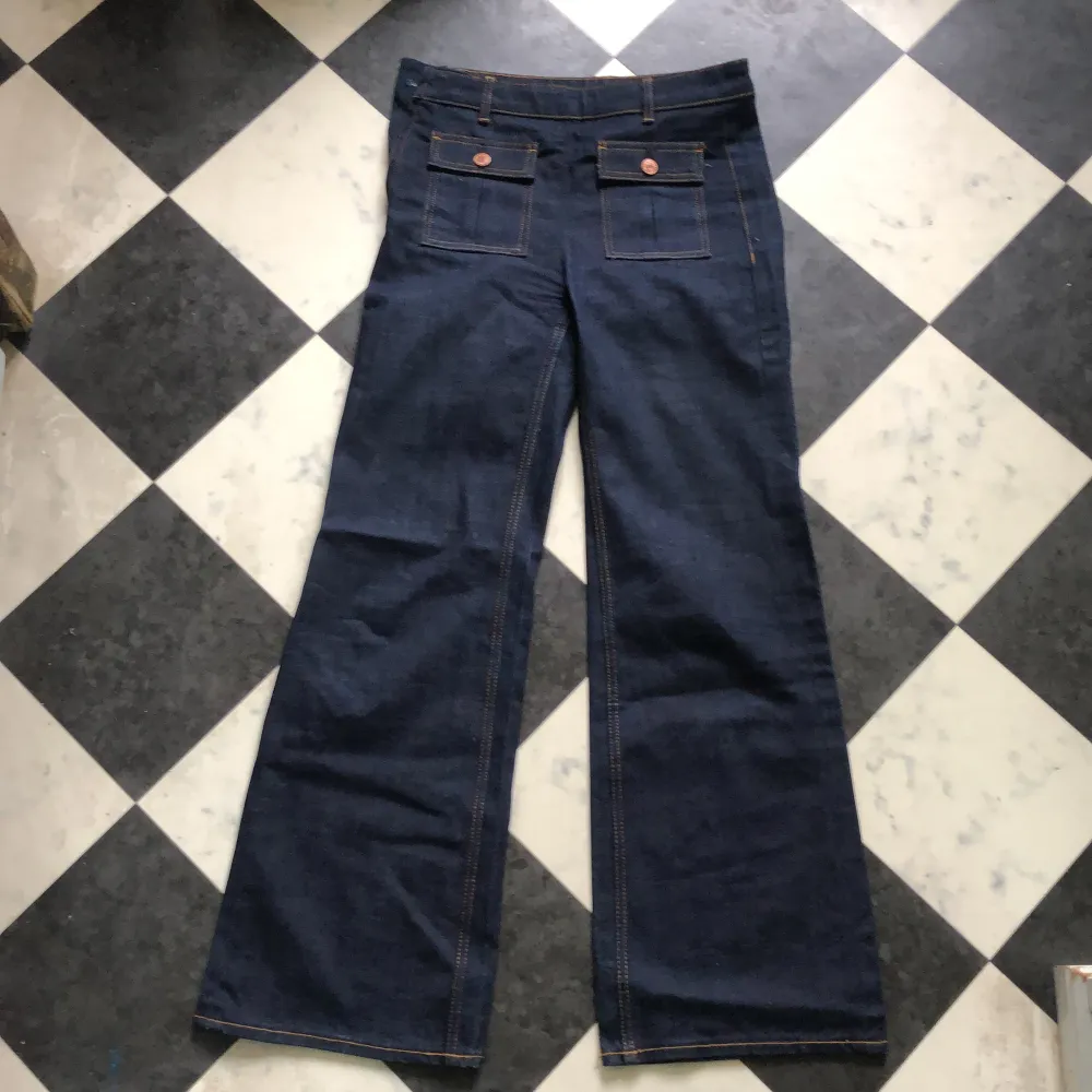 Unika 70tals inspirerade jeans i nyskick! . Jeans & Byxor.