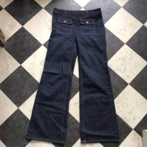 Unika 70tals inspirerade jeans i nyskick! 