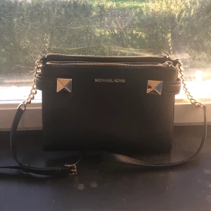 MK väska - Ganska använd men i bra skick 