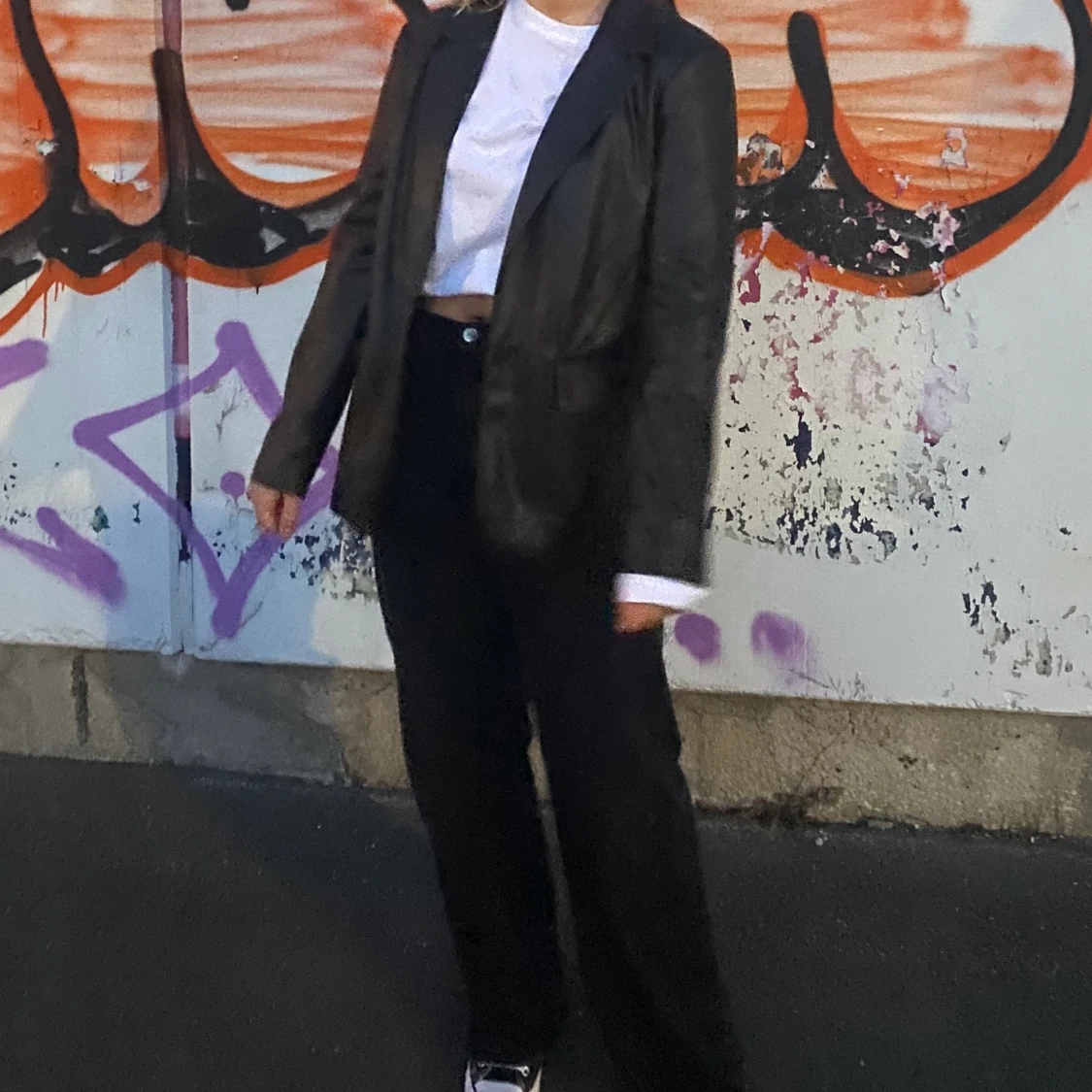 Kavaj i läderimitation  - 90