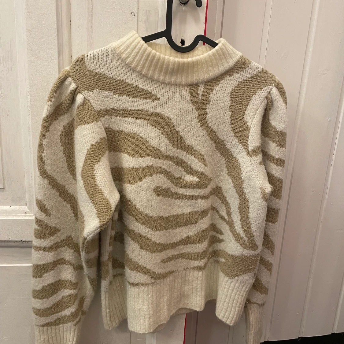 Stickad tröja