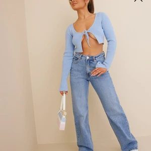 Nelly jeans  - Nelly jeans knappt använda men legat i garderoben ett tag. Vida raka vid foten som man kan vika. St w29