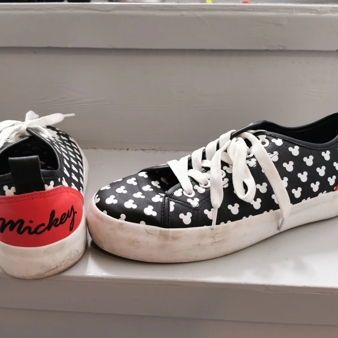 Disney sneakers Stl 39 