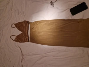 Rebecca Stella  - Topp och kjol från Rebecca Stella storlek S på båda