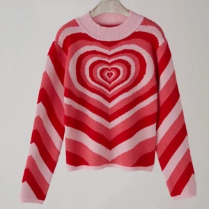 Cider tröja  - ag säljer min fina tröja från cider, då den tyvärr inte kommer till användning. Den är i nyskick och använd bara ett fåtal gånger💞 hör av dig om du ha några frågor