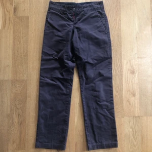 Dickies byxor  - Bruna Dickies byxor i mycket bra skick. Pris går att diskutera!