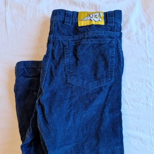 Polar manchesterbyxor  - Byxor från polar, köpta på junkyard