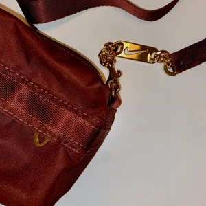 Nike futura luxe  - Sparsamt använd ✨ 230 inklusive fri frakt 📦 