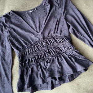 Långärmad topp - Superfin svart topp från BikBok. Använd ett fåtal gånger