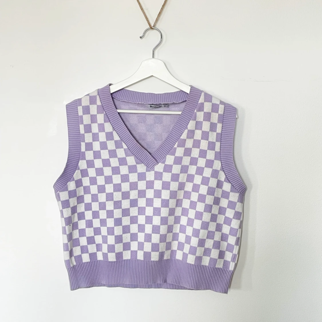 Lila/Vit rutig väst