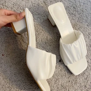 Klackar  - Kommer inte ihåg vart jag köpt dessa, Men har aldrig anvdvänts , säljer för 149kr