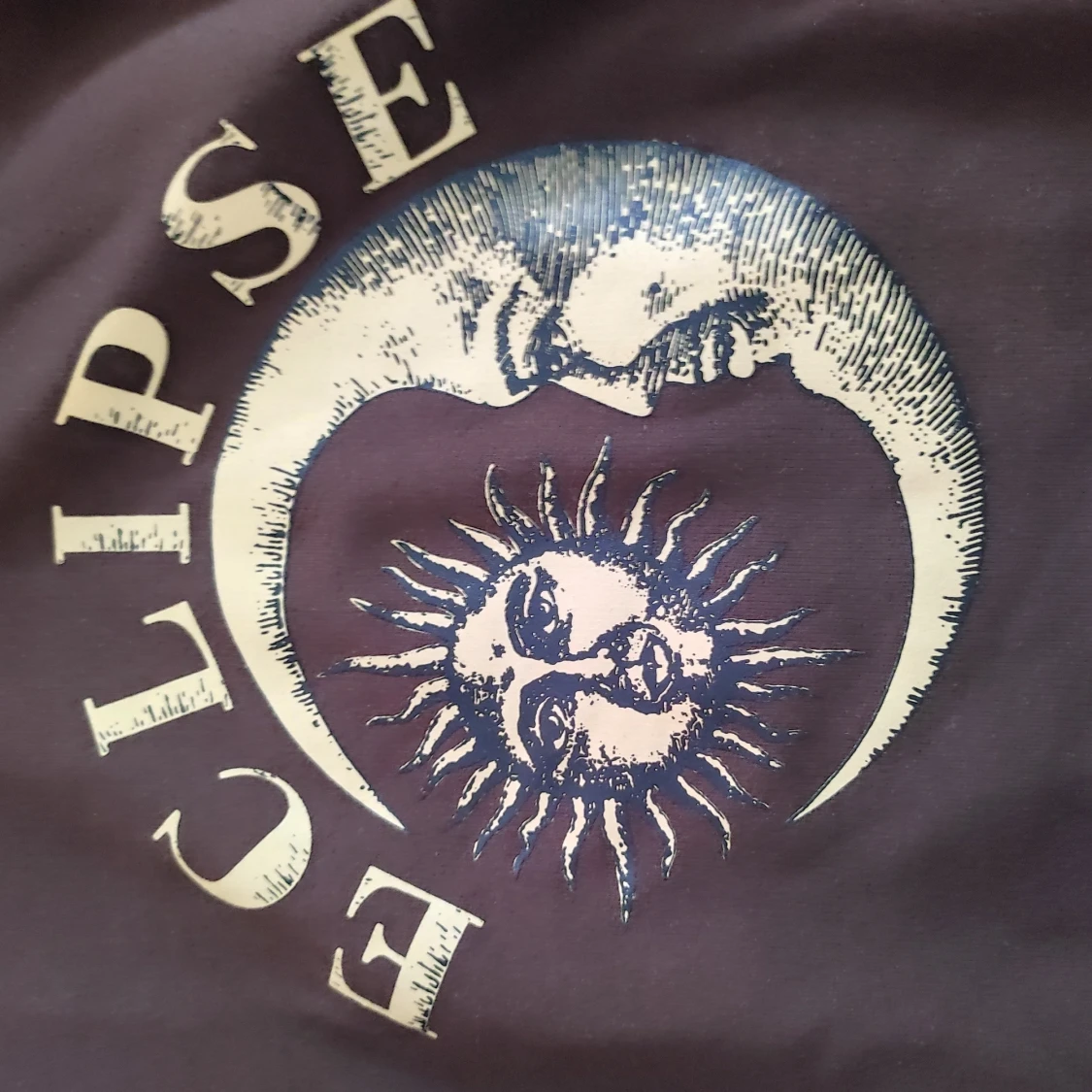 Jättefin brun hoodie storlek M - 90